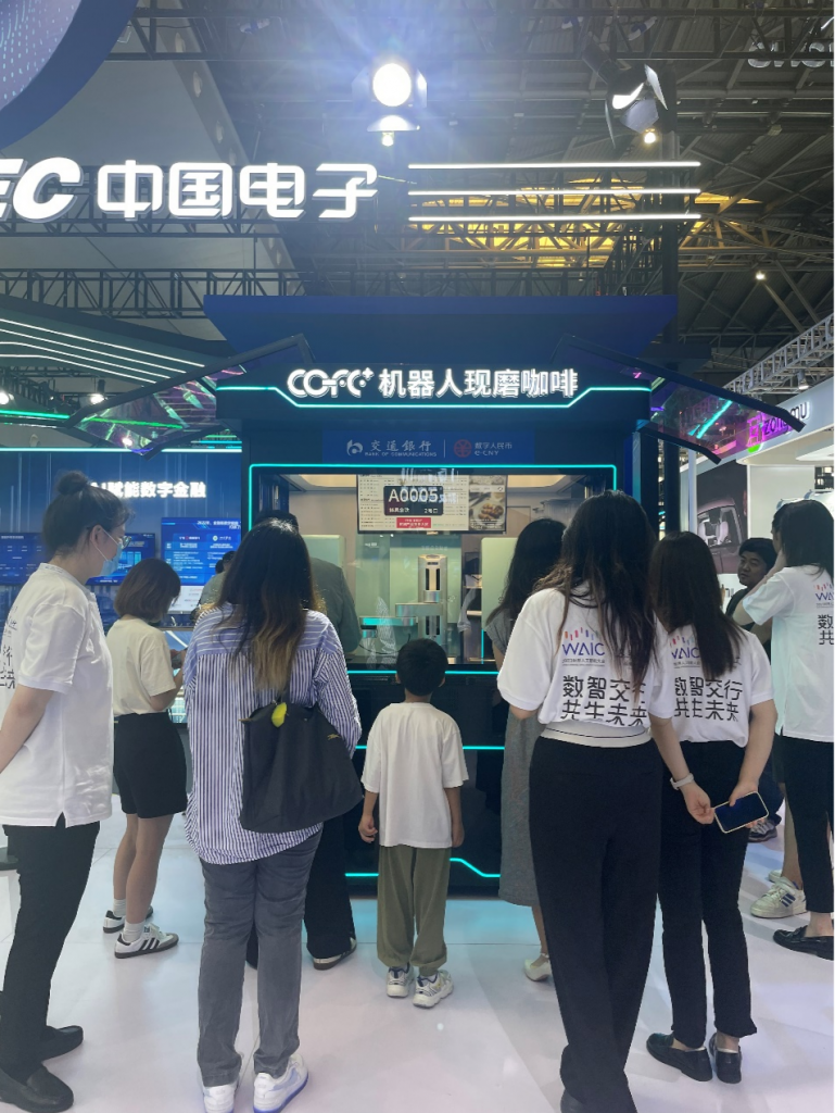 intelligent robot coffee kiosk COFE+